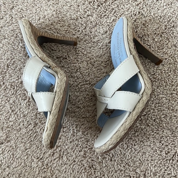 Donald J. Pliner Size 6.5 Off White Dorval Leather Heels - Picture 6 of 8